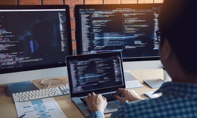 数据科学选型：R与Python如何赋能临邑县网站建设？